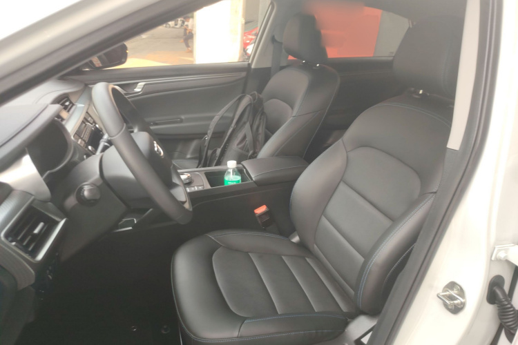 GEELY Emgrand New Energy 2024 car image #22