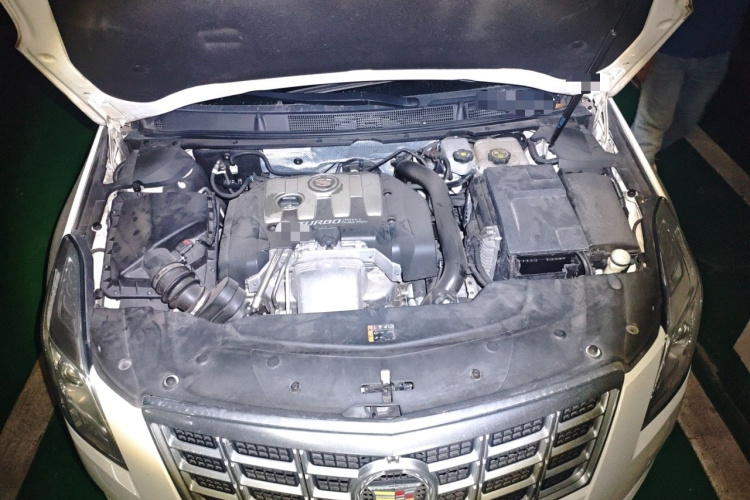 2015 car image #22