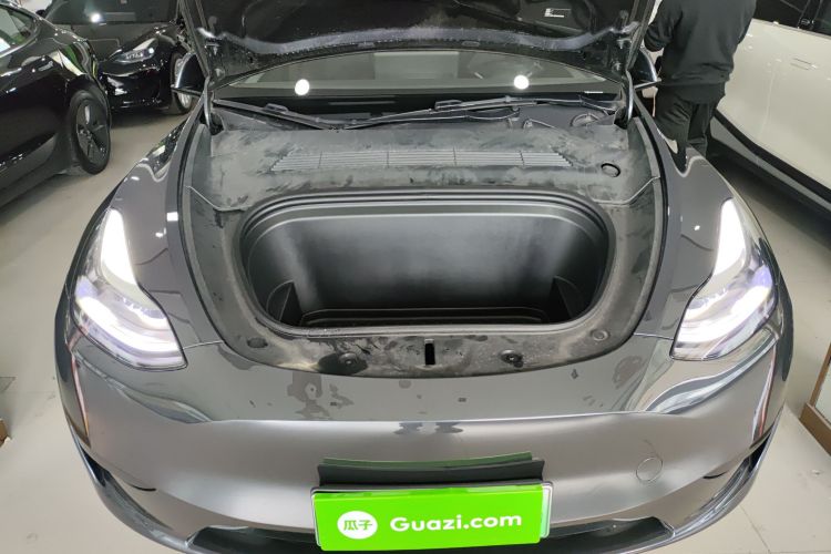Tesla Model Y 2024 #22 Tesla Model Y 2024 immagine di auto #22