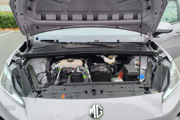 MG 4 EV 2025 immagine di auto #22