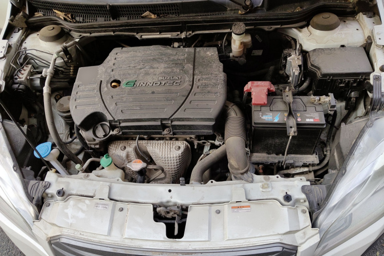 Suzuki S-Cross 2017 immagine di auto #22