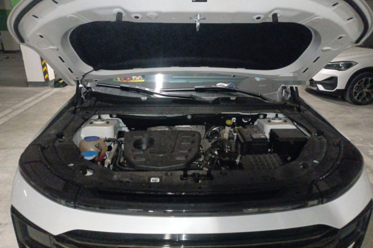 X70 PLUS 2024 car image #22