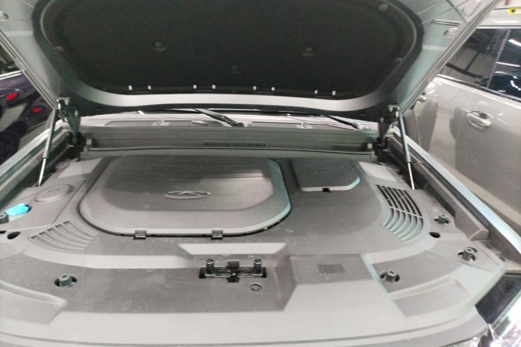 Jetour Traveller 2024 car image #22