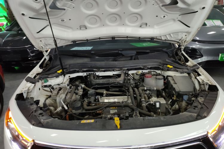 Mercedes-Benz EQA Class 2022 immagine di auto #22