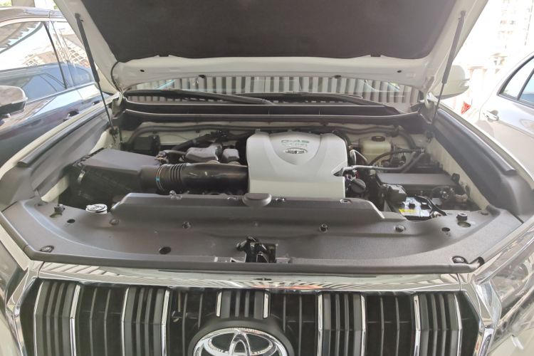 Toyota Land Cruiser Prado 2019 #22 Toyota Land Cruiser Prado 2019 car image #22