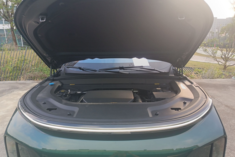 Li L9 2024 imagen de coche #22