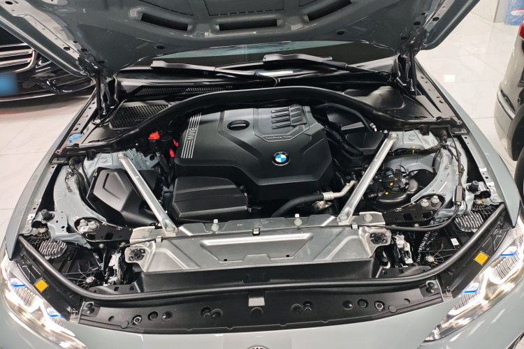 BMW 4 Series 2023 immagine di auto #22