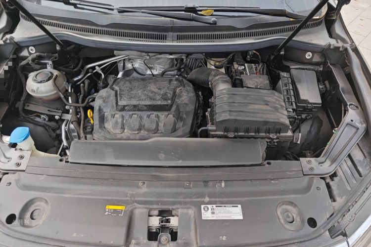 Volkswagen Viloran 2023 car image #22