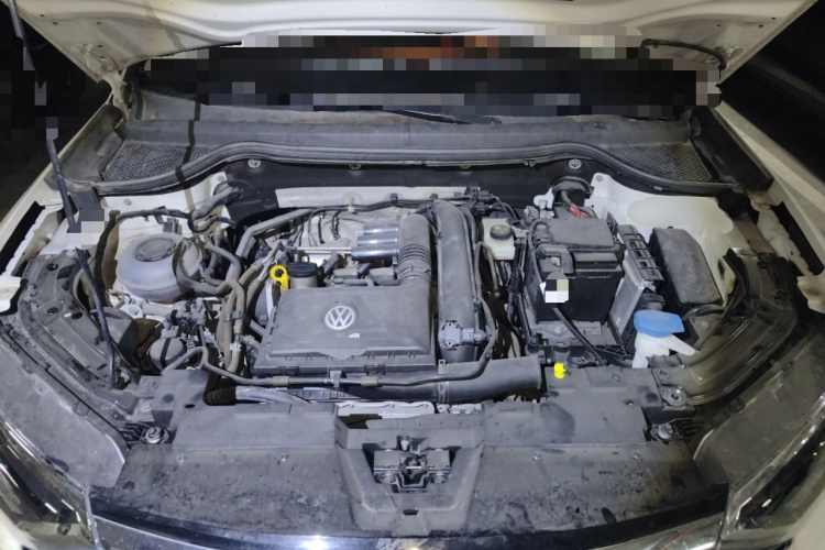 VS5 2019 car image #22