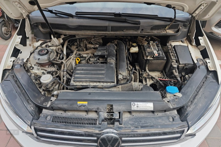 Volkswagen Touran 2021 car image #22