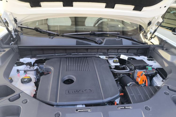 Lynk & Co 01 EM-P 2022 car image #22
