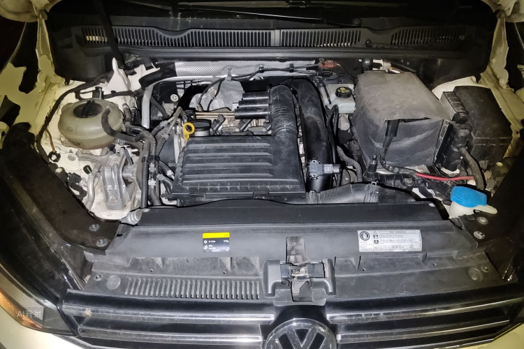 Volkswagen Touran 2018 immagine di auto #22