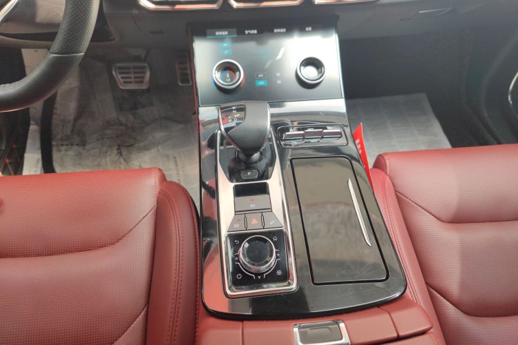 X70 PLUS 2021 #22 X70 PLUS 2021 car image #22