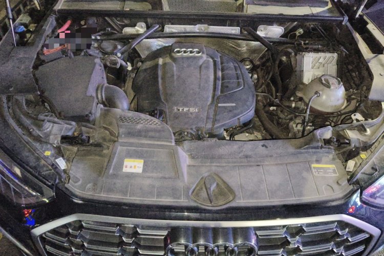 Audi Q5L 2021 car image #22