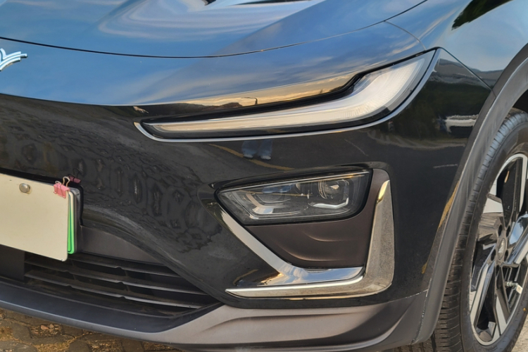 哪吒汽车 哪吒X 2024 汽车图片 #22