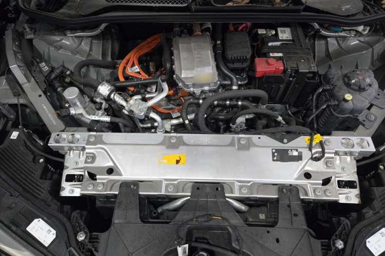 BMW iX 2024 immagine di auto #22