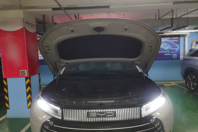 BYD Frigate 07 2023 #22 BYD Frigate 07 2023 car image #22