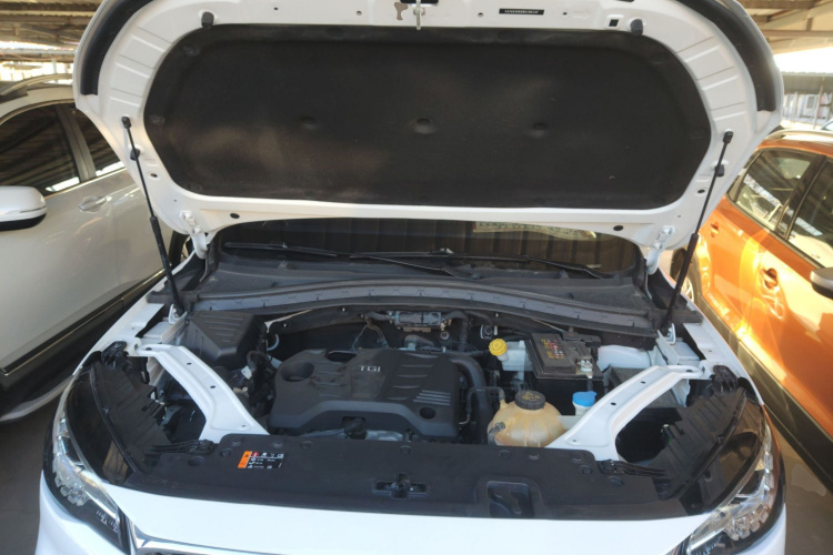 MG HS 2019 car image #22