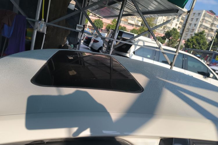 Volkswagen Bora 2017 car image #22