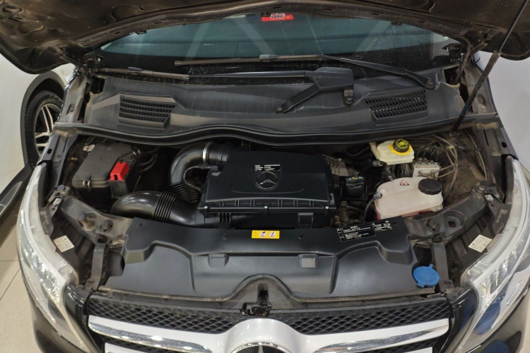 Mercedes-Benz V Class 2022 #22 Mercedes-Benz V Class 2022 car image #22