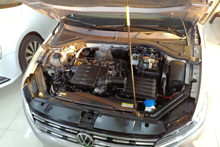 Volkswagen Bora 2021 car image #22