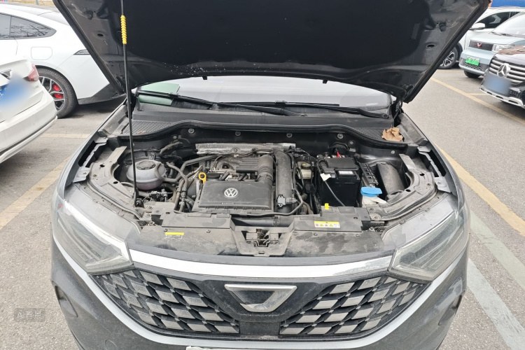 VS5 2021 car image #22