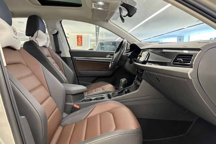 Volkswagen Lavida 2019 car image #22