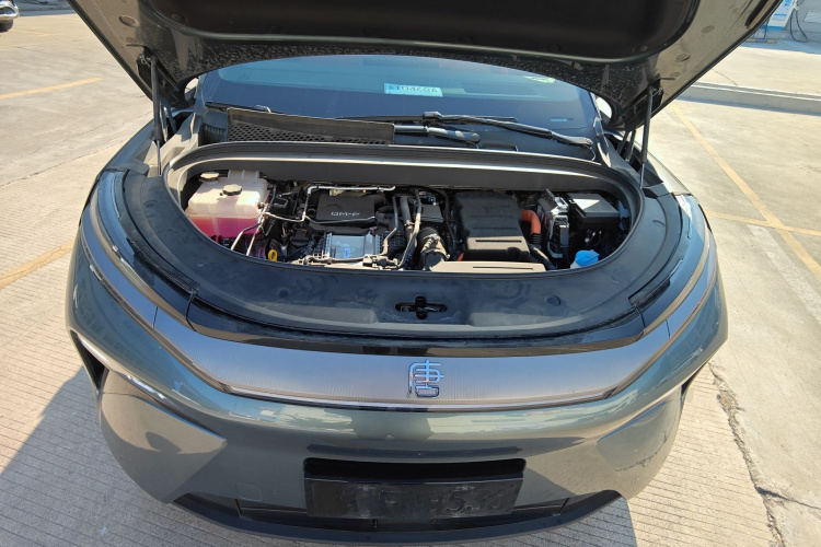 BYD Tang L 2025 car image #22