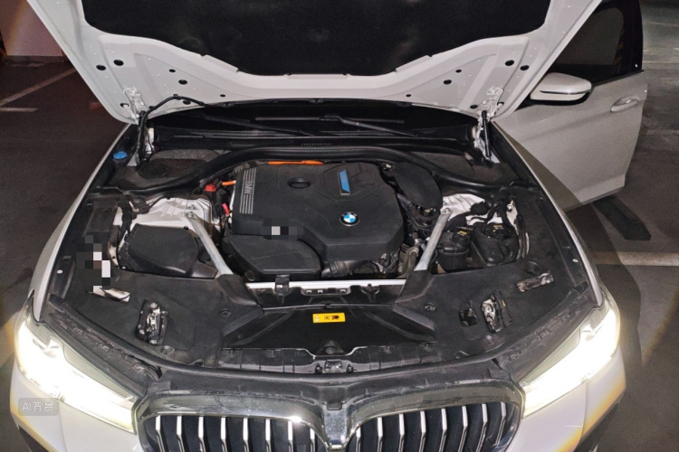 BMW 5 Series New Energy 2022 #22 BMW 5 Series New Energy 2022 car image #22