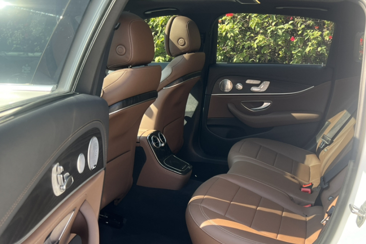 Mercedes-Benz E Class 2021 car image #22