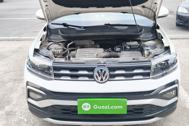 Volkswagen T-Cross 2020 #22 Volkswagen T-Cross 2020 car image #22