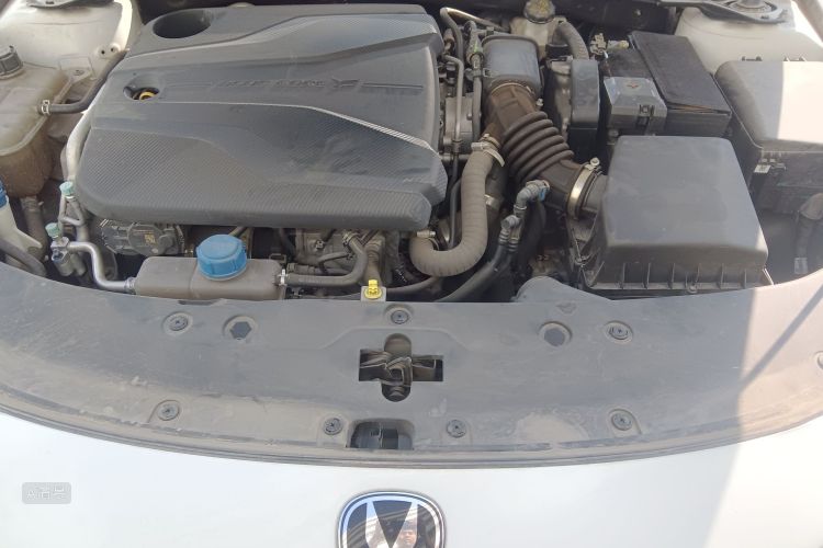 Changan UNI-V 2022 car image #22