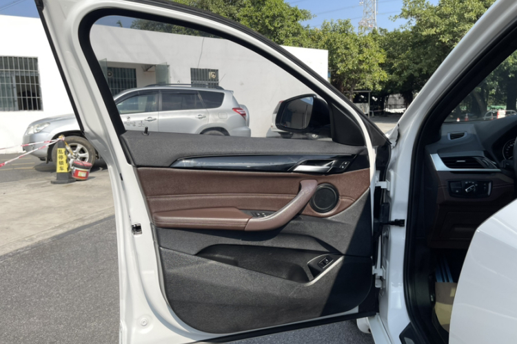 BMW X2 2020 immagine di auto #22