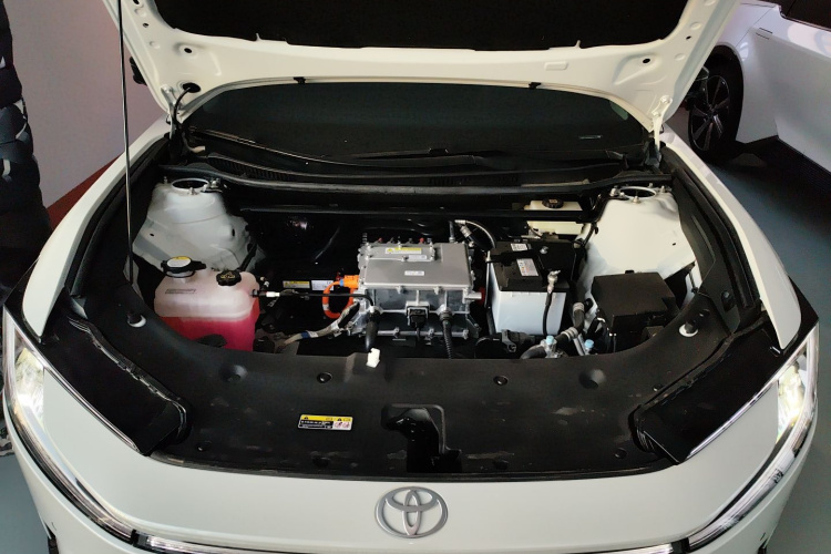 Toyota bZ5 2025 #22 Toyota bZ5 2025 car image #22