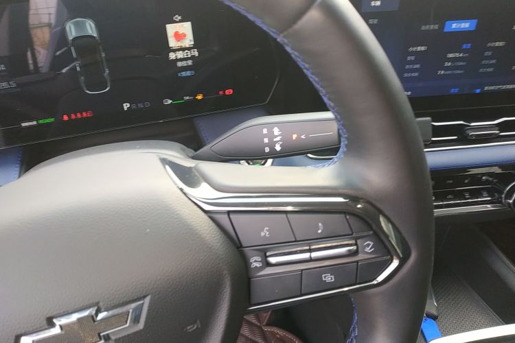 Chevrolet Equinox Plus 2024 #22 Chevrolet Equinox Plus 2024 car image #22