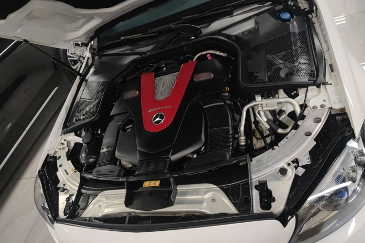 Mercedes-Benz C AMG 2019 immagine di auto #22