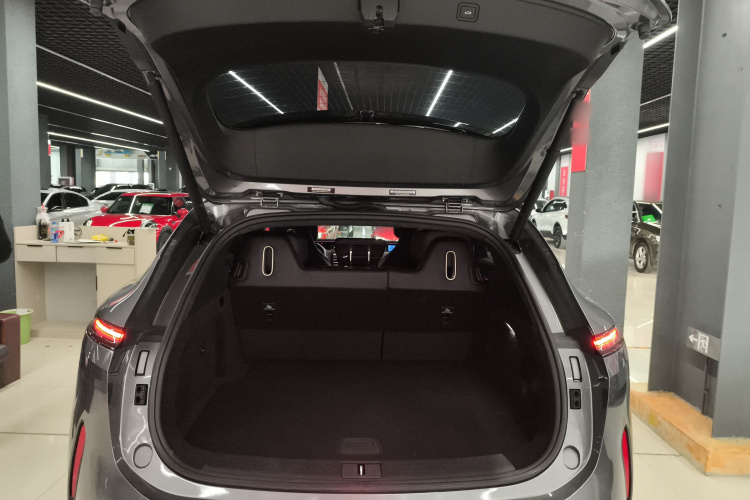 Avatr 07 2024 car image #22