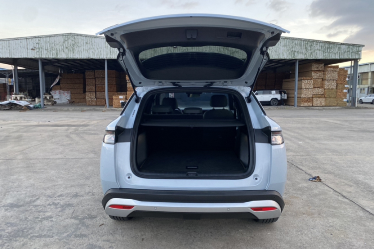 BYD SongL DM-i 2025 car image #22