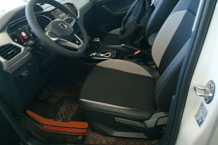 Tacqua 2023 car image #22