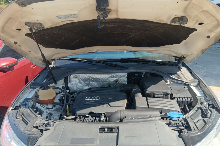 Audi Q3 2016 изображение автомобиля #22