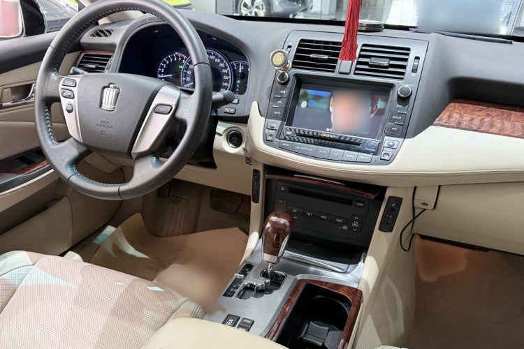 丰田 皇冠 2015 汽车图片 #22