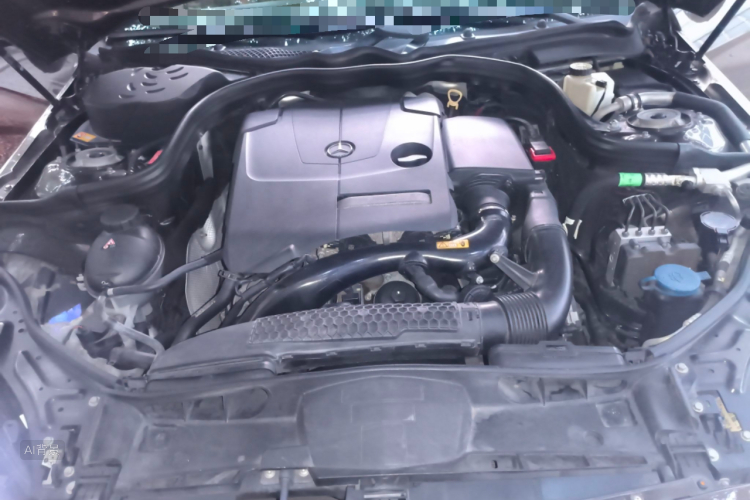 Mercedes-Benz E Class 2014 car image #22