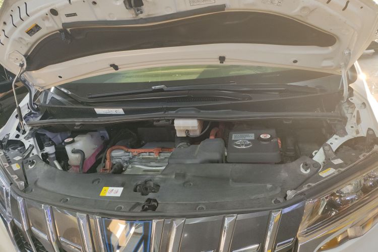 Toyota Alphard 2022 car image #22