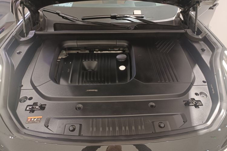Lynk & Co 09 EM-P 2022 car image #22
