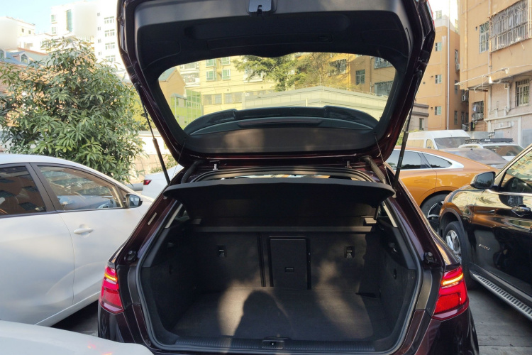 2018 immagine di auto #22