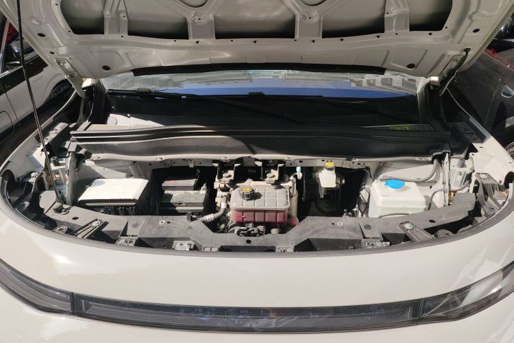 零跑汽车 零跑B10 2025 汽车图片 #22