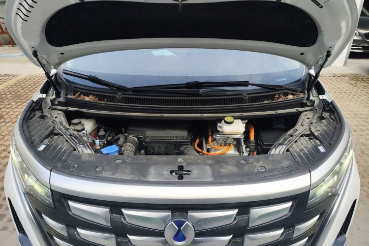 Denza D9 2024 صورة سيارة #22