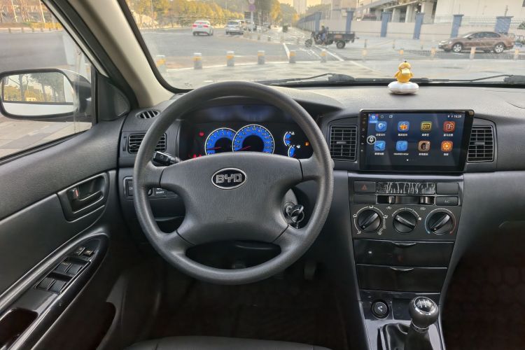 BYD F3 2019 car image #22