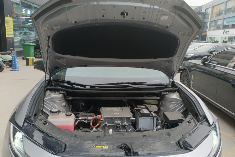 Toyota bZ5 2025 #22 Toyota bZ5 2025 car image #22