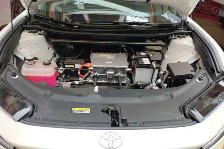 Toyota bZ5 2025 car image #22